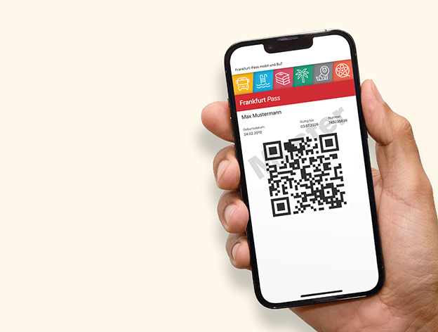Bild eines Smartphones mit digitalem Frankfurt-Pass